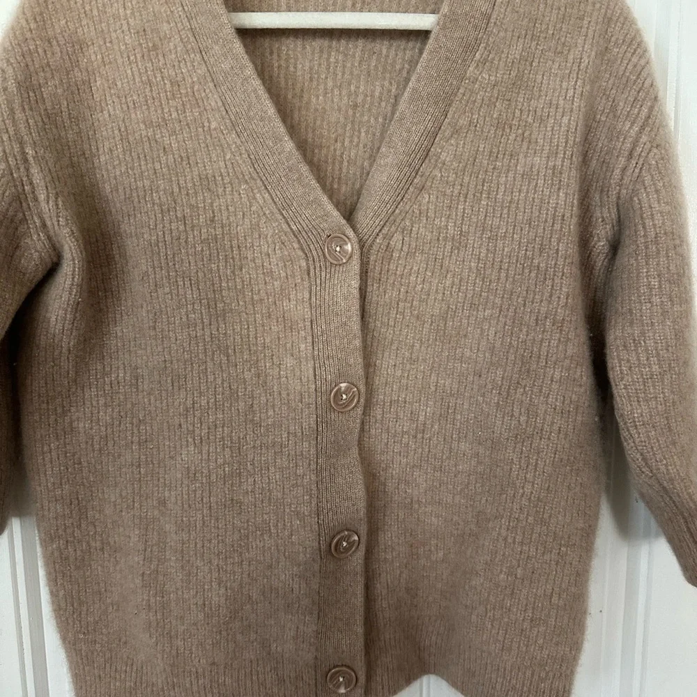 Quince oatmeal Women's cashmere fisherman sweater - Picture 2 of 9
